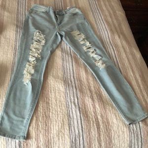 light washed distressed denim skinny jeans